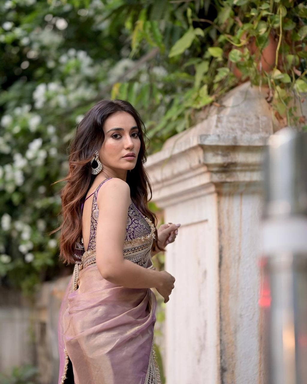 Women's Luxurious Mauve & Purple Art Silk Saree with Intricate Golden Zari & Broad Embroidered Border – Complete with Brocade Blouse for Festive & Wedding Wear - Image 7